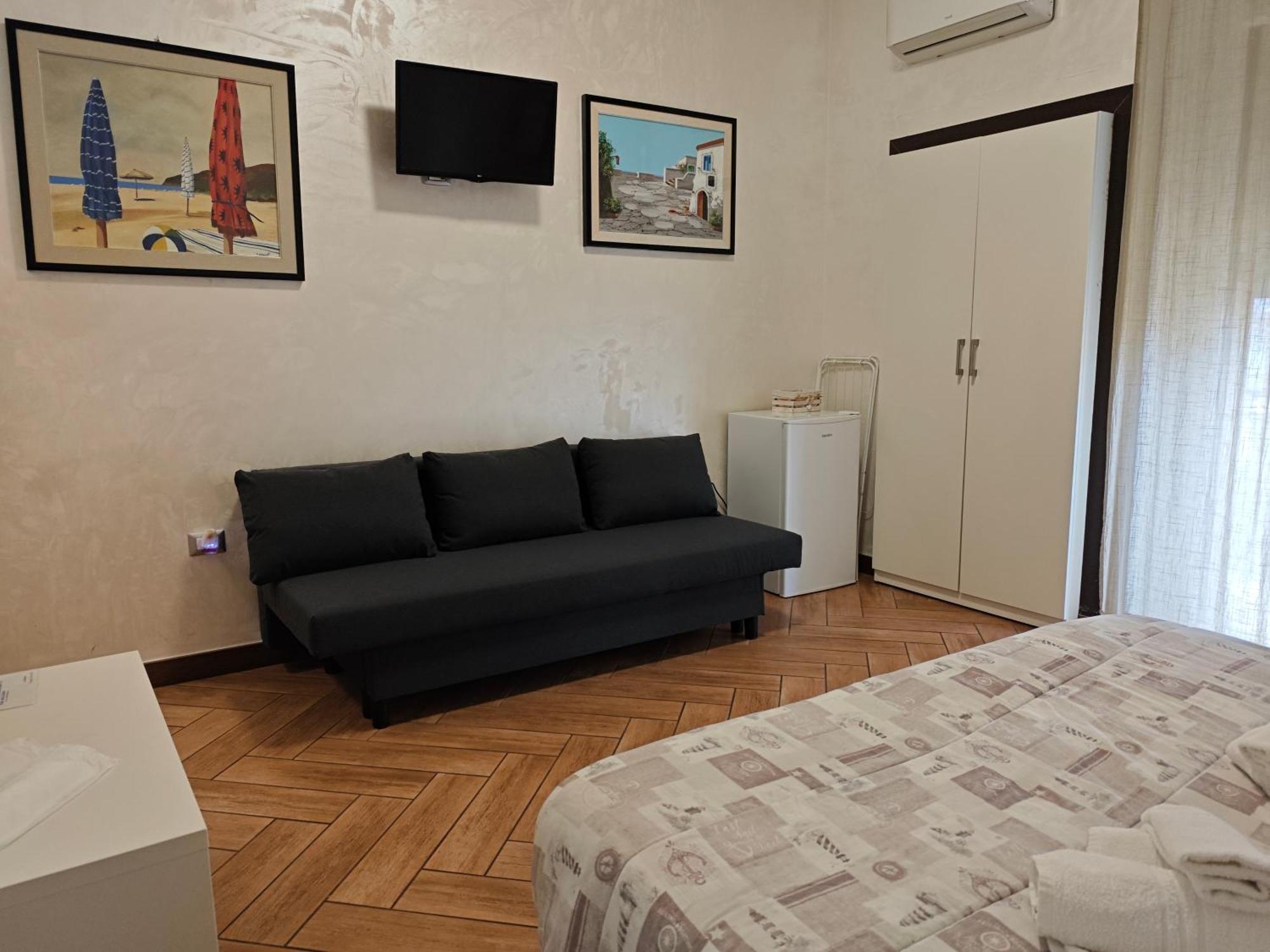 サレルノ Cuscino E Cornetto Bed & Breakfast エクステリア 写真