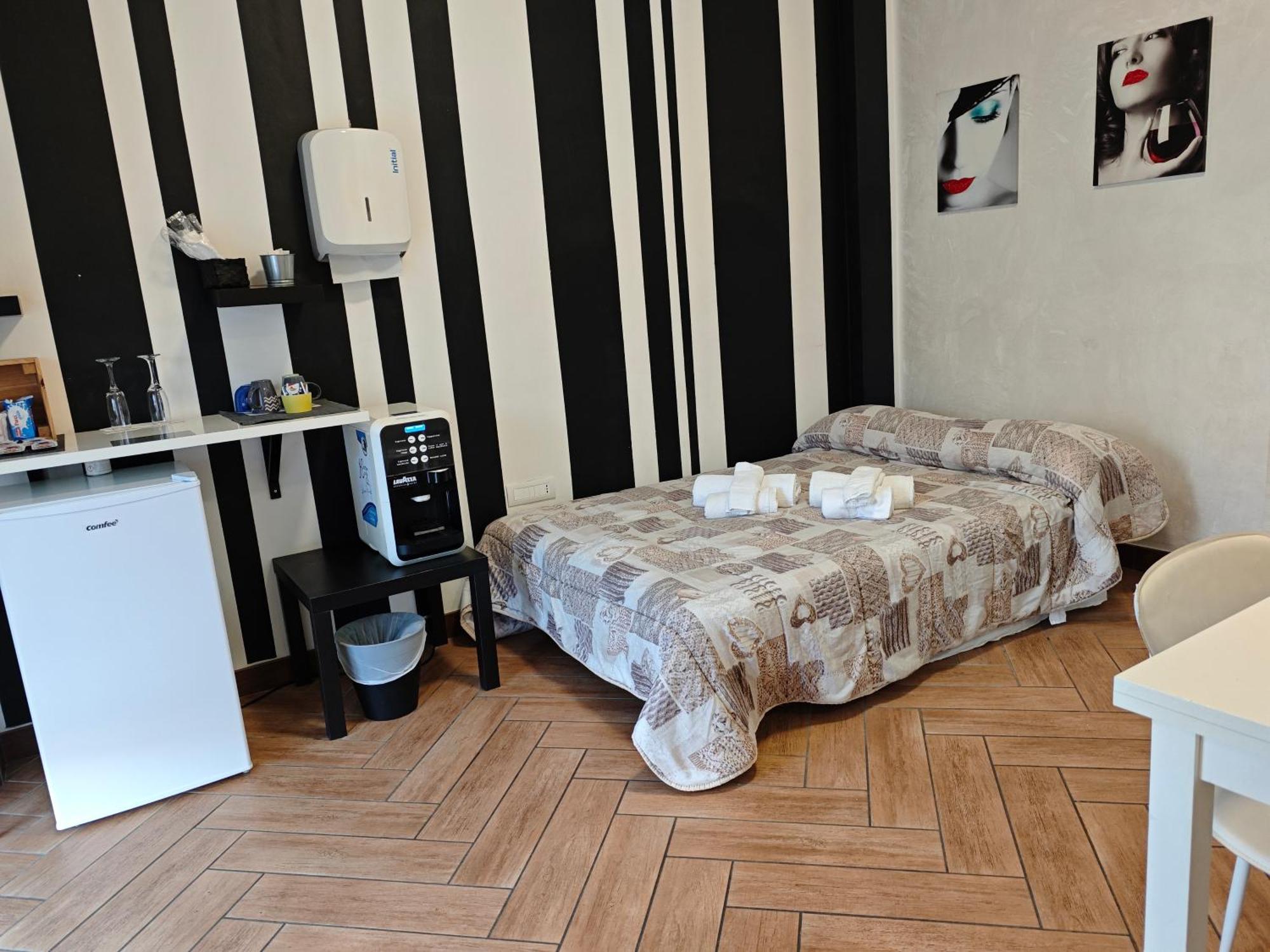 サレルノ Cuscino E Cornetto Bed & Breakfast エクステリア 写真